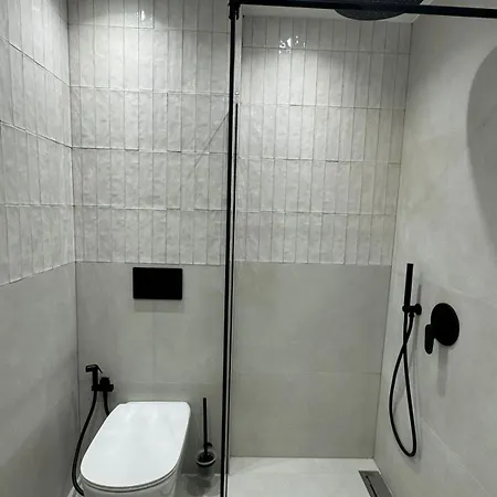 Flora דירה *