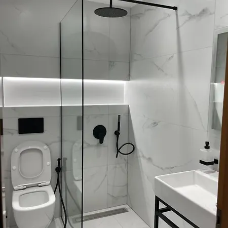 Apartament Flora Saranda