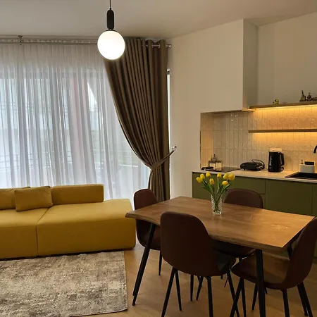 Apartament Flora Saranda